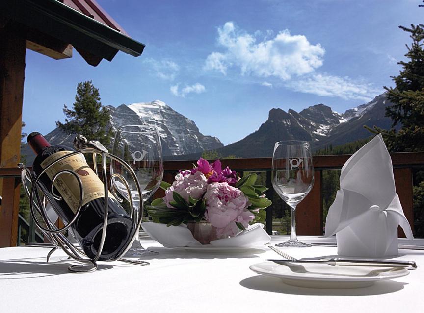 Post Hotel And Spa Lake Louise Restaurace fotografie